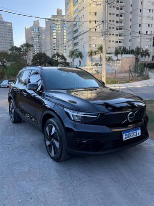 VOLVO XC40 P6 RECHARGE ELECTRIC PLUS